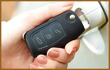 Five-Star Lock & Key Shop Venice, CA 310-895-2956 Five-Star Lock & Key Shop Venice, CA 310-895-2956 - 15a-automotive-locksmith-service